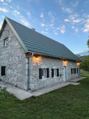 Stara kuća Smrijačno